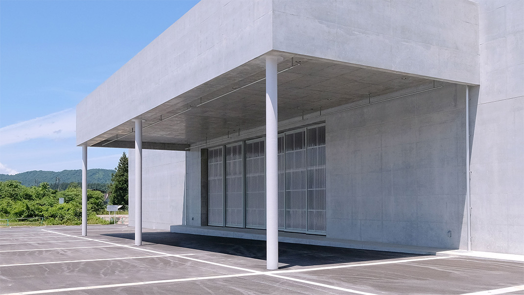 ソコラテ広場